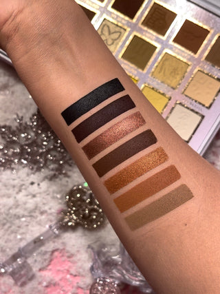 P. Louise If The Crown Fits Neutral Eyeshadow Palette