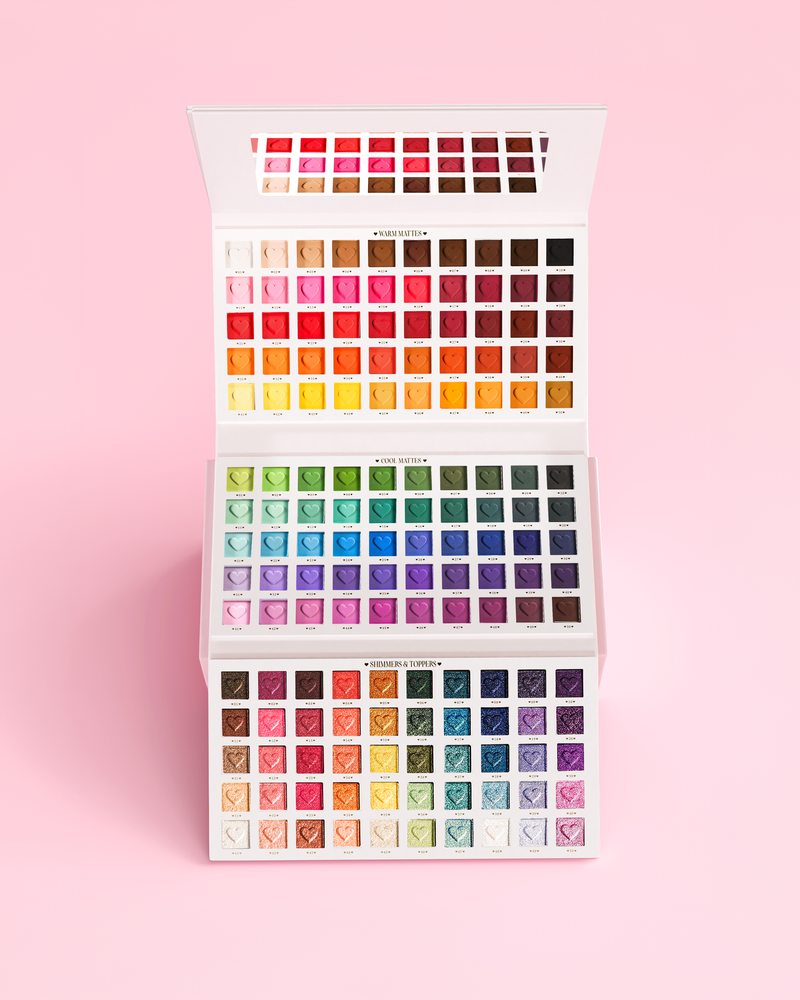 Otevřené pouzdro paletky P.Louise Creative Comeback XXXL Rainbow Eyeshadow Palette