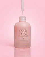 P.Louise Glow Frequency Glowy Serum láhev Turkish Delight